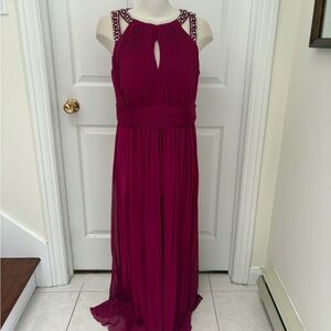 Eliza J Sleeveless Maxi Dress in Rich Burgundy plus size